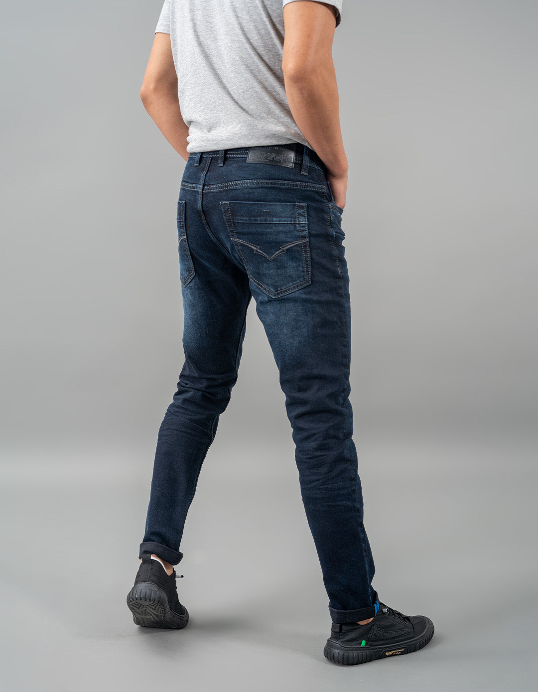Dk Blue 5 Pocket Low-Rise Ankle Length Jeans