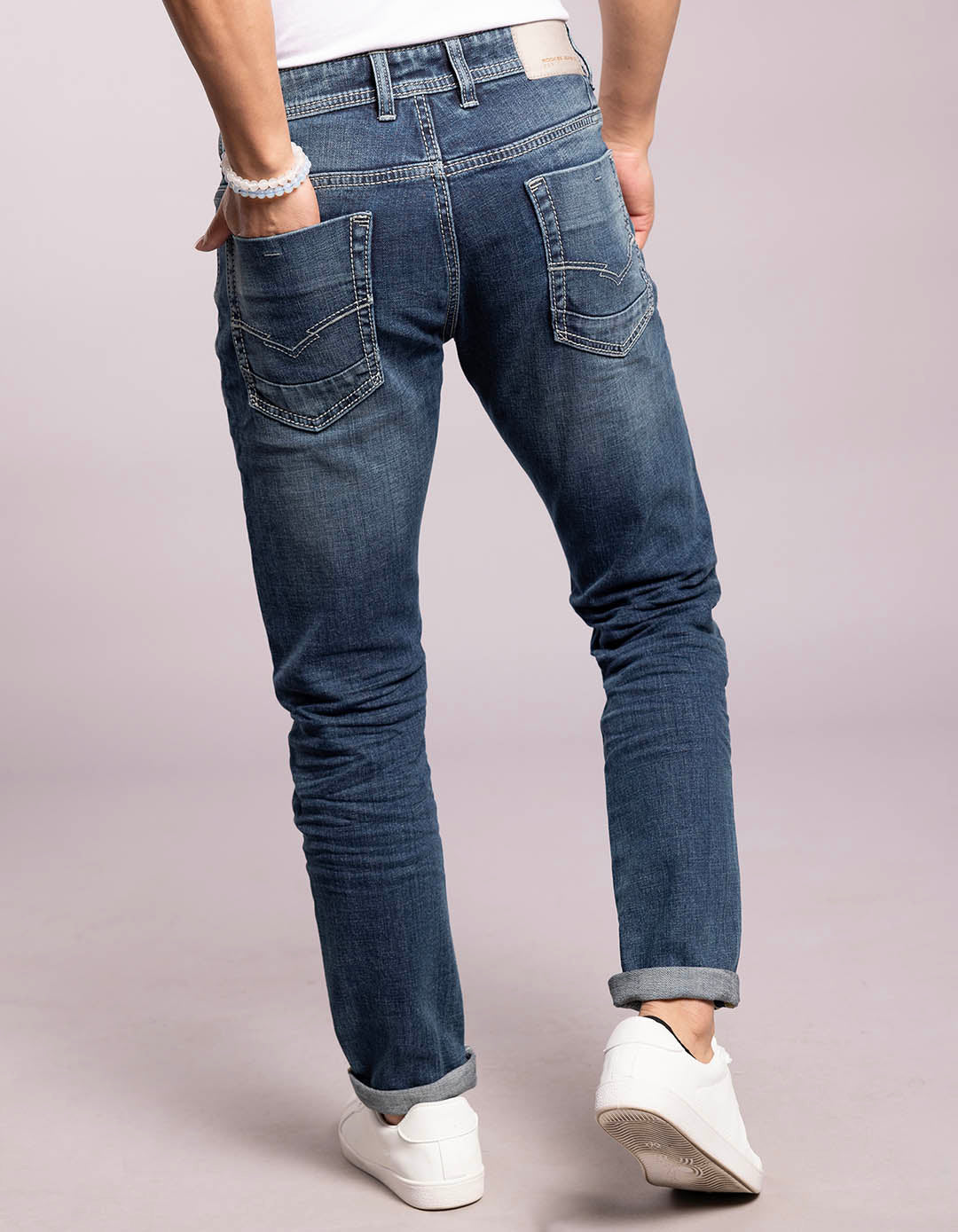 Med Blue 5 Pocket Low-Rise Ankle Length Jeans