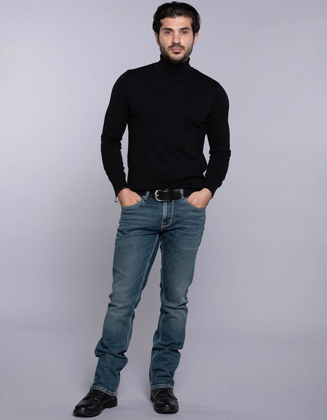 Med Blue 5 Pocket Mid Rise Loose Boot Leg Jeans