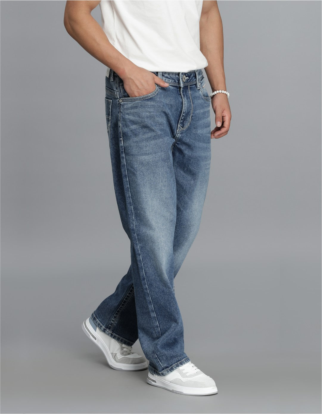 Med Blue 5 Pocket Midrise, Comfort Straight Fit Cropped Jeans