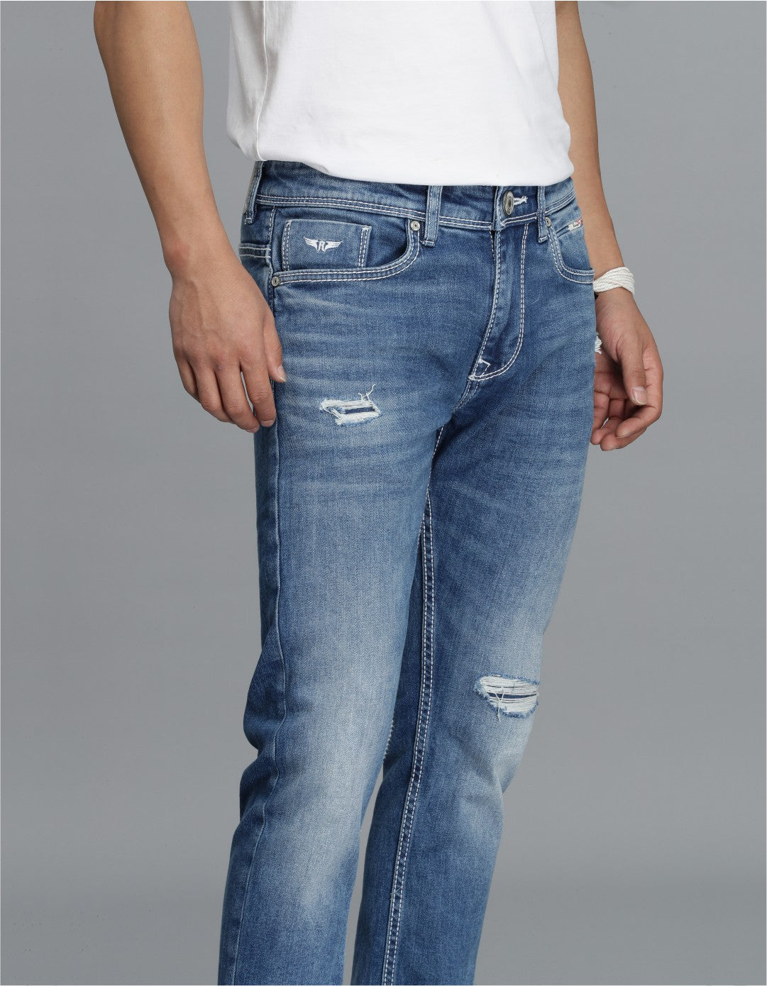 Med Blue 5 Pocket Low-Rise Ankle Length Jeans