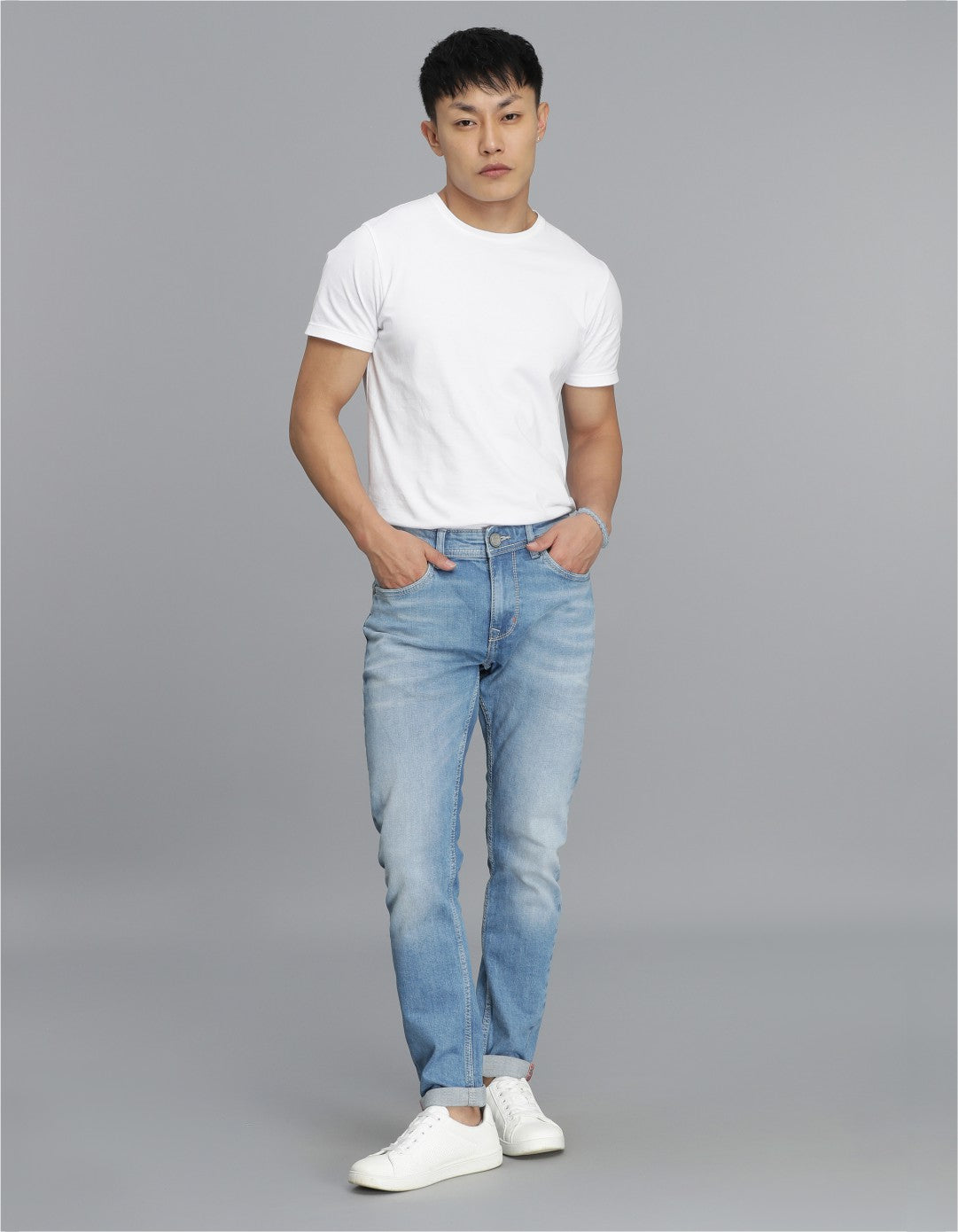 Lt Blue 5 Pocket Low-Rise Ankle Length Jeans