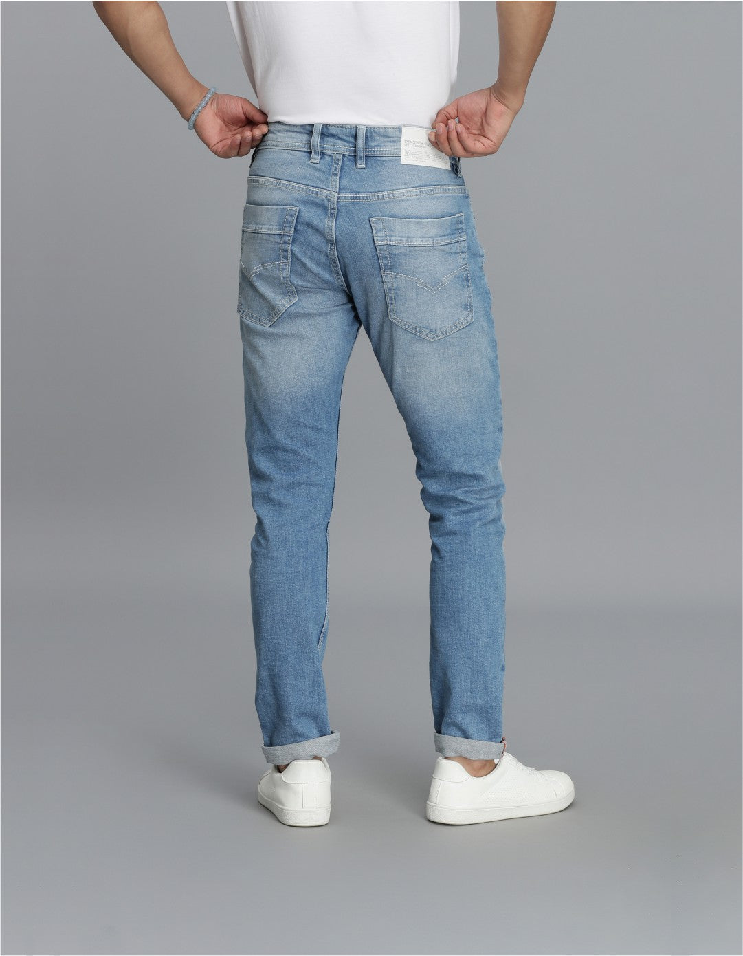 Lt Blue 5 Pocket Low-Rise Ankle Length Jeans