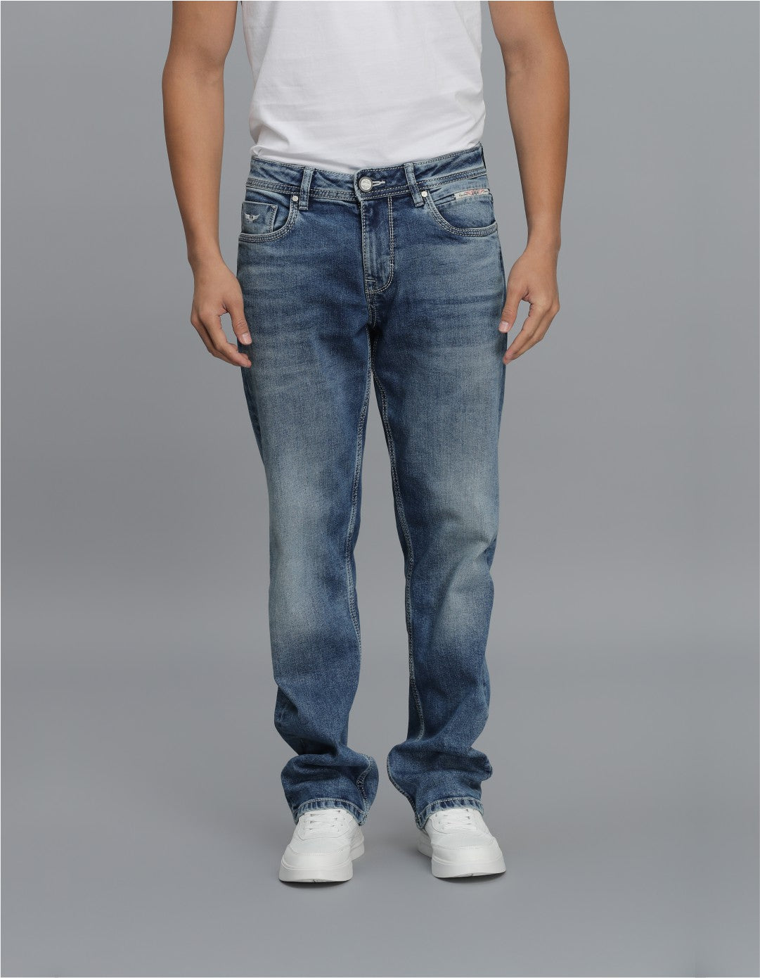 Med Blue 5 Pocket Midrise, Comfort And Straight Fit Jeans