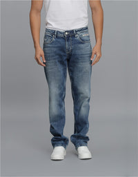 Med Blue 5 Pocket Midrise, Comfort And Straight Fit Jeans