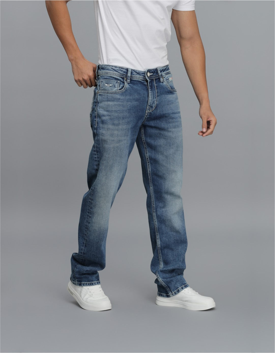 Med Blue 5 Pocket Midrise, Comfort And Straight Fit Jeans
