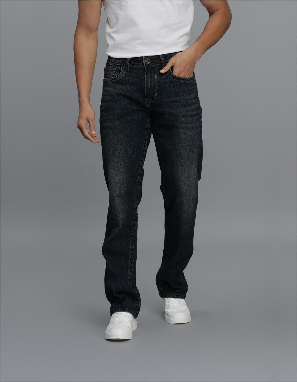 Dk Blue 5 Pocket Midrise, Comfort And Straight Fit Jeans