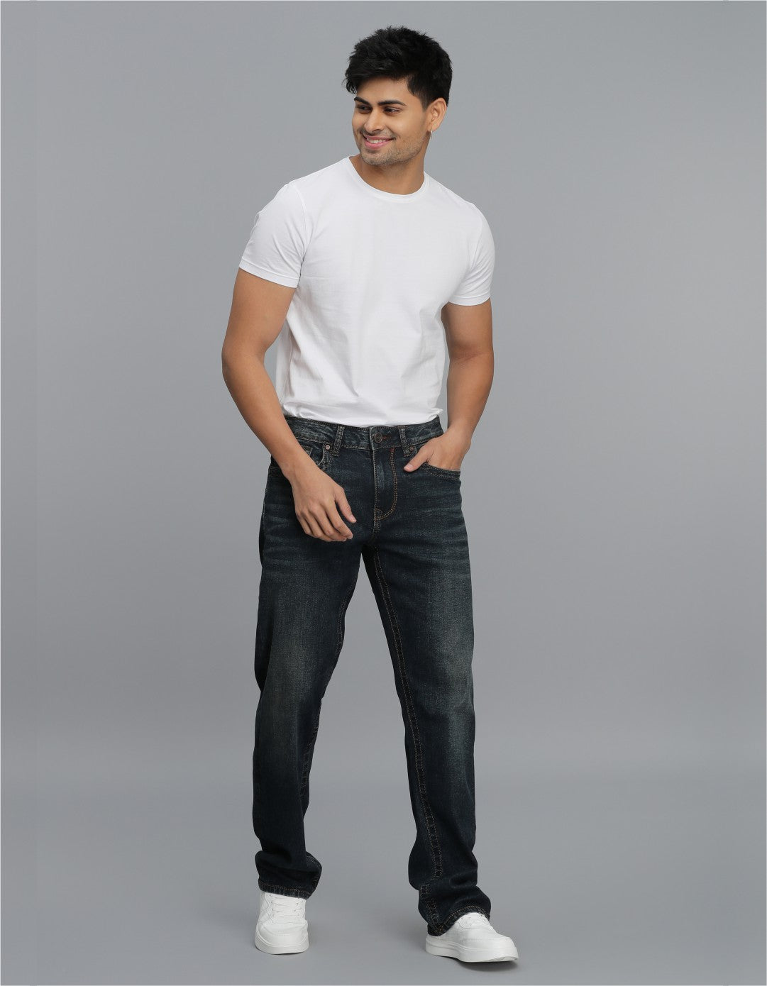 Dk Blue 5 Pocket Midrise, Comfort And Straight Fit Jeans