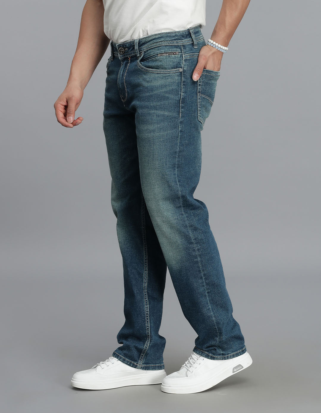 Med Blue 5 Pocket Midrise, Comfort And Straight Fit Jeans