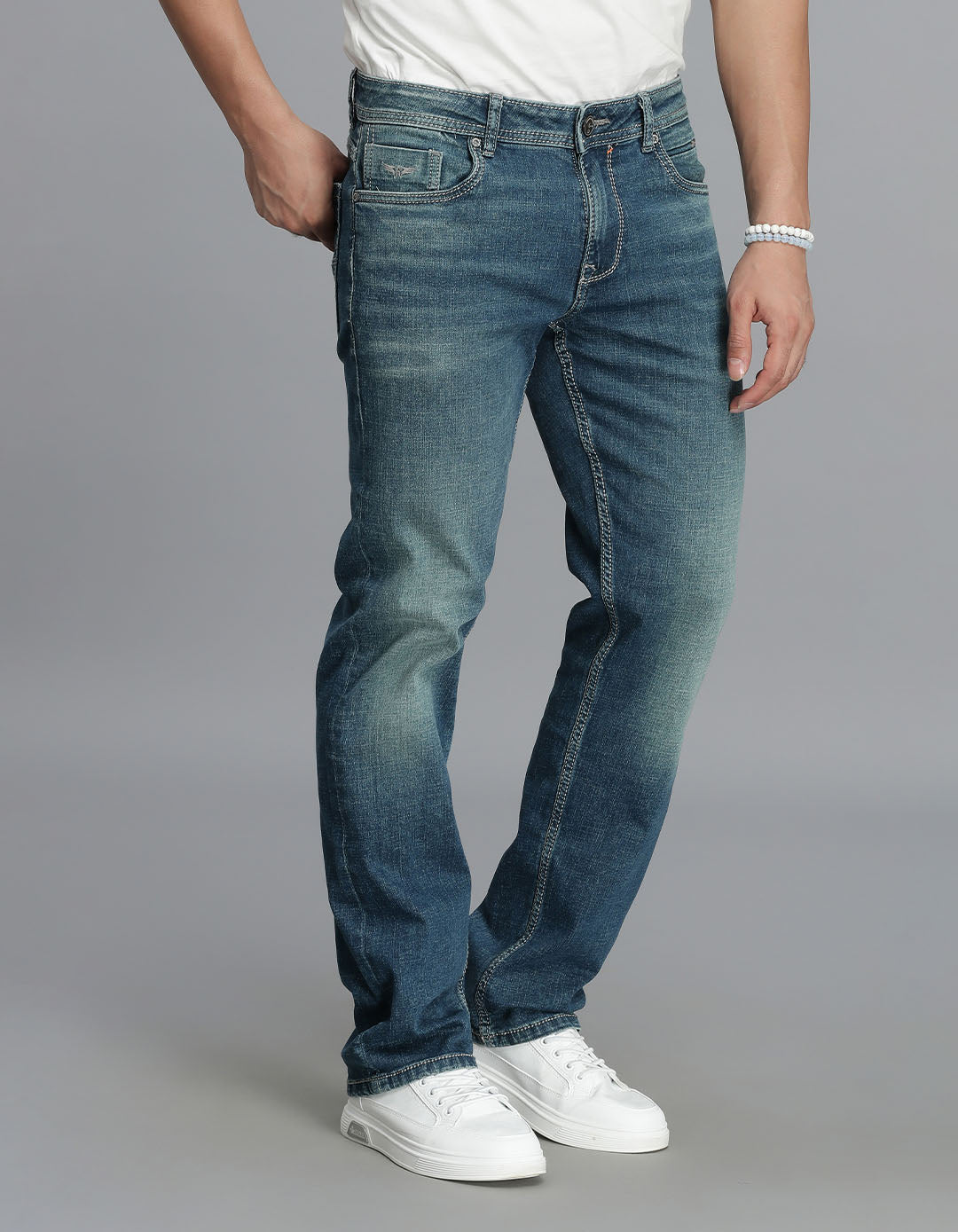 Med Blue 5 Pocket Midrise, Comfort And Straight Fit Jeans