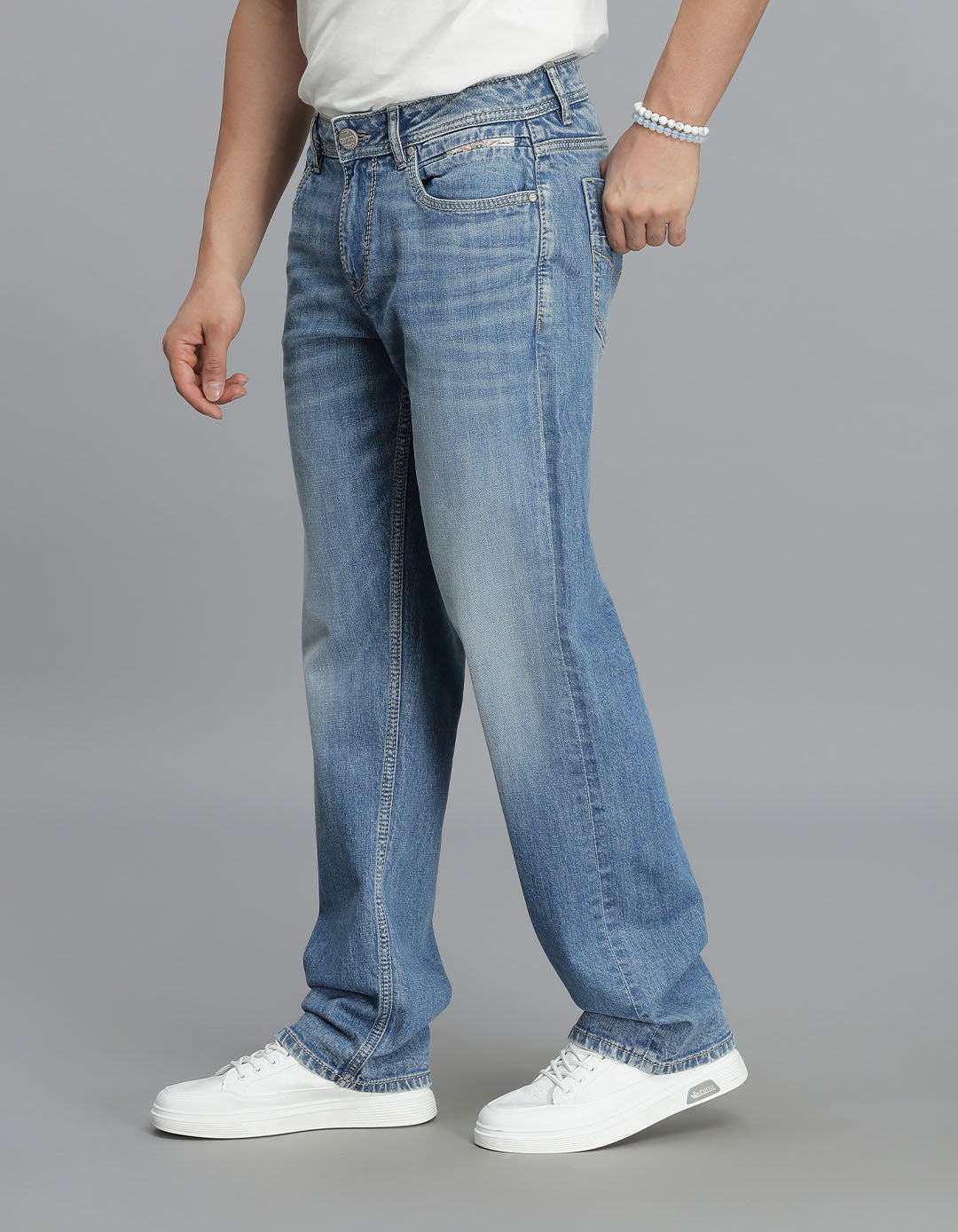 Med Blue 5 Pocket Midrise, Comfort And Straight Fit Jeans