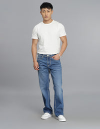 Med Blue 5 Pocket Mid Rise Loose Boot Leg Cropped Jeans