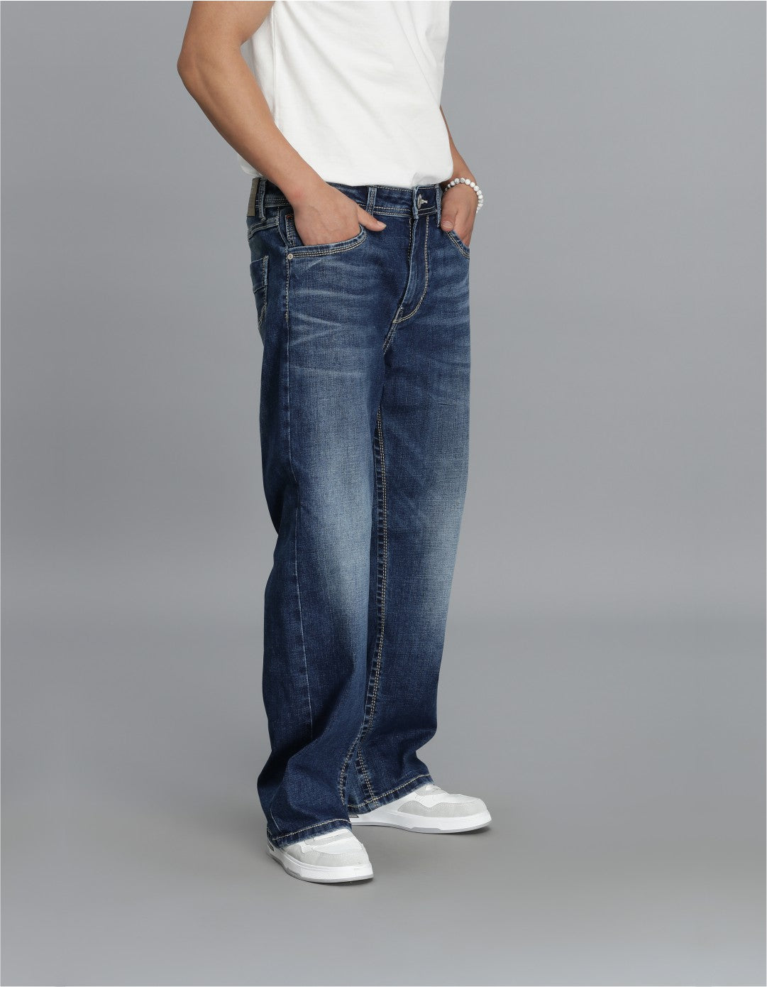 Med Blue 5 Pocket Midrise Loose Fit Cropped Jeans