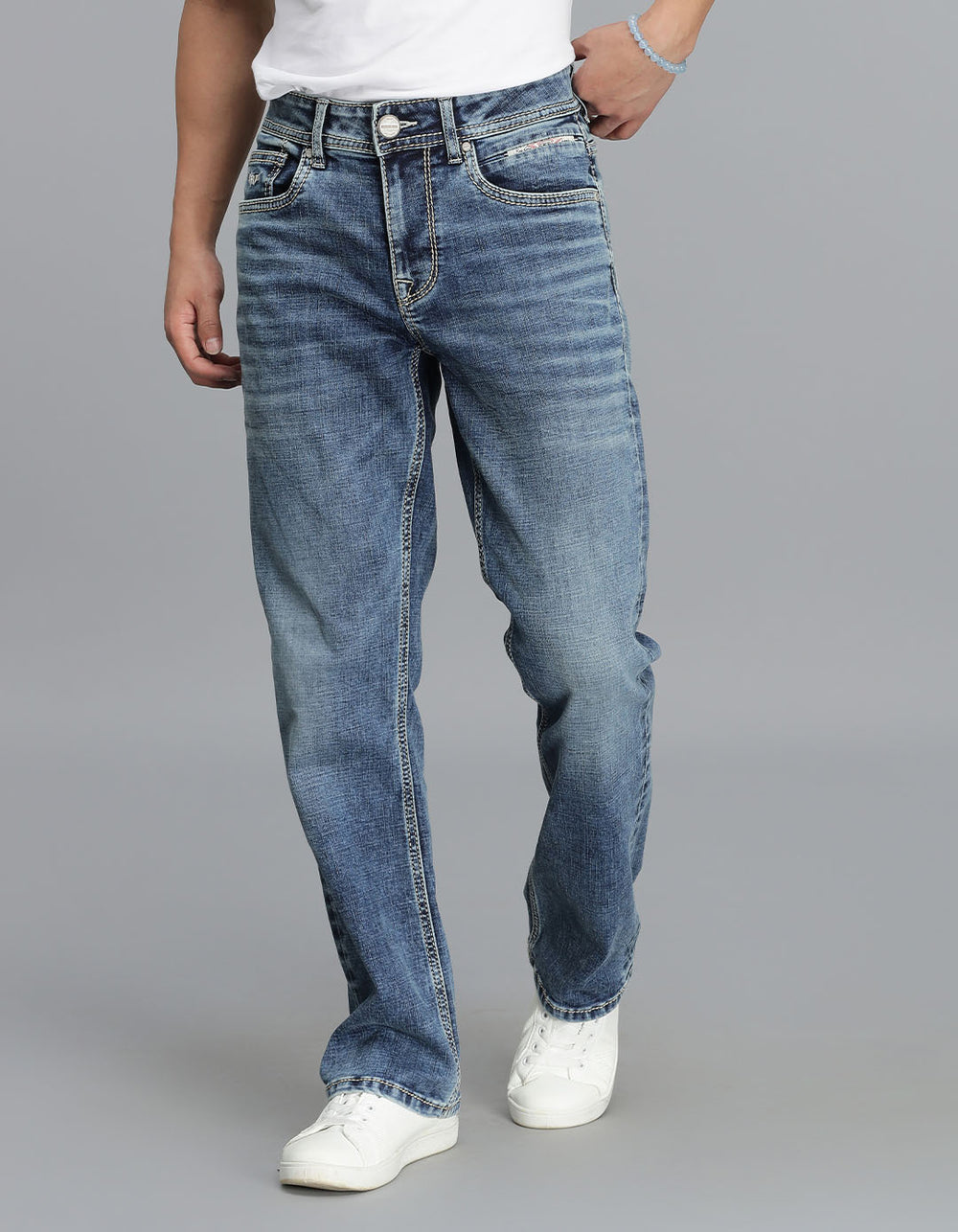 Med Blue 5 Pocket Mid Rise Loose Boot Leg Cropped Jeans