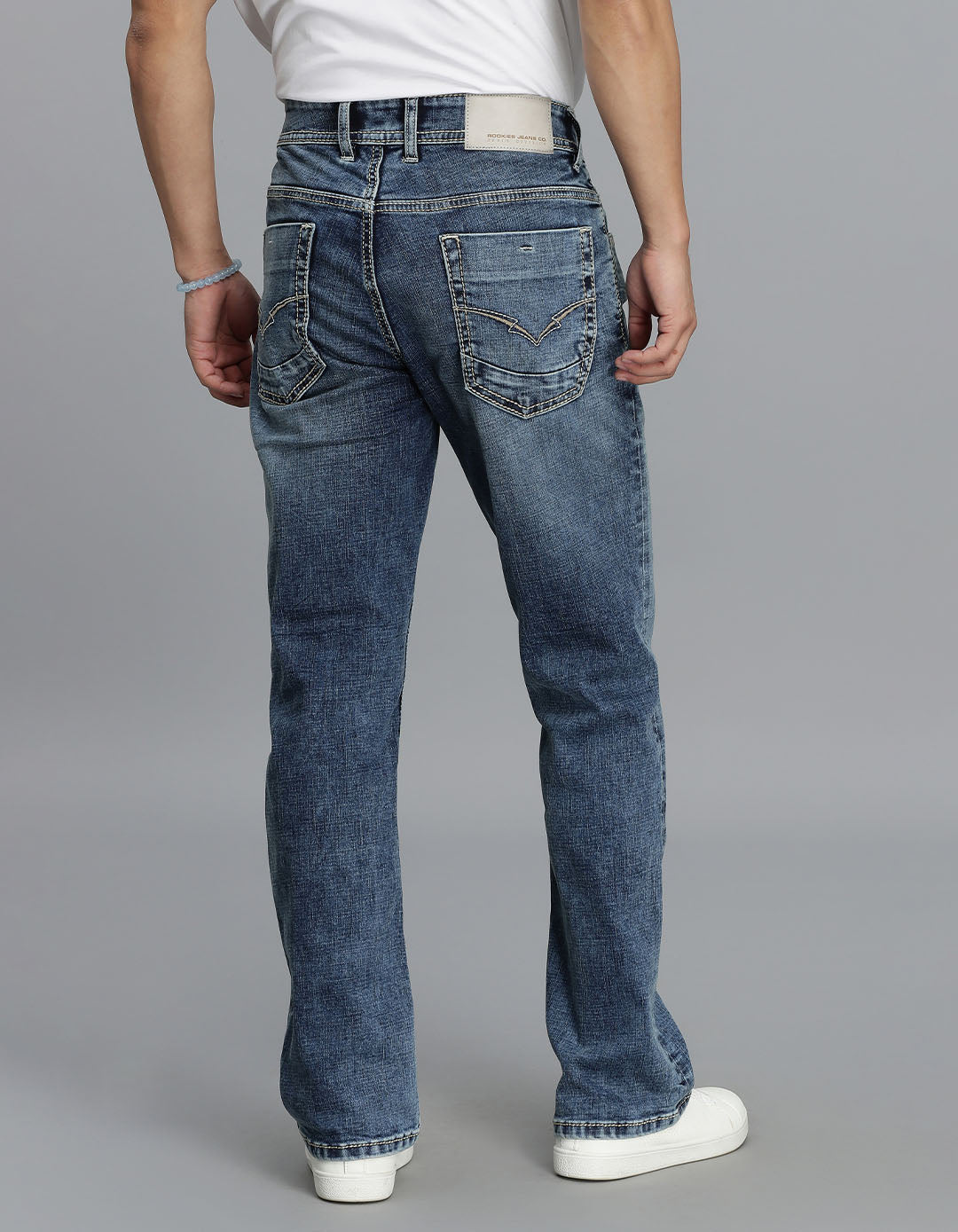 Med Blue 5 Pocket Mid Rise Loose Boot Leg Cropped Jeans