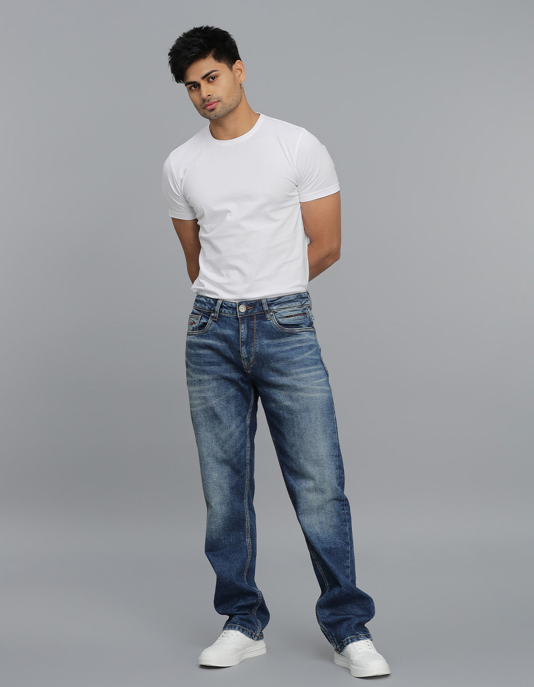 Med Blue 5 Pocket Midrise, Comfort And Straight Fit Jeans