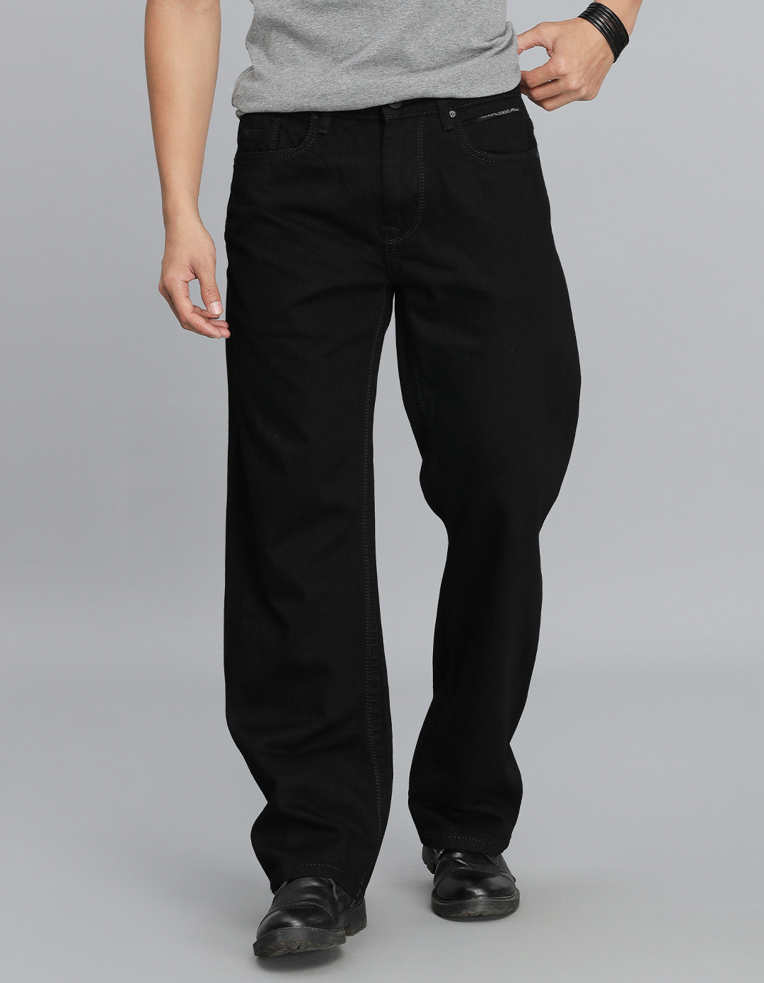 Med Blue 5 Pocket Midrise Loose Fit Jeans