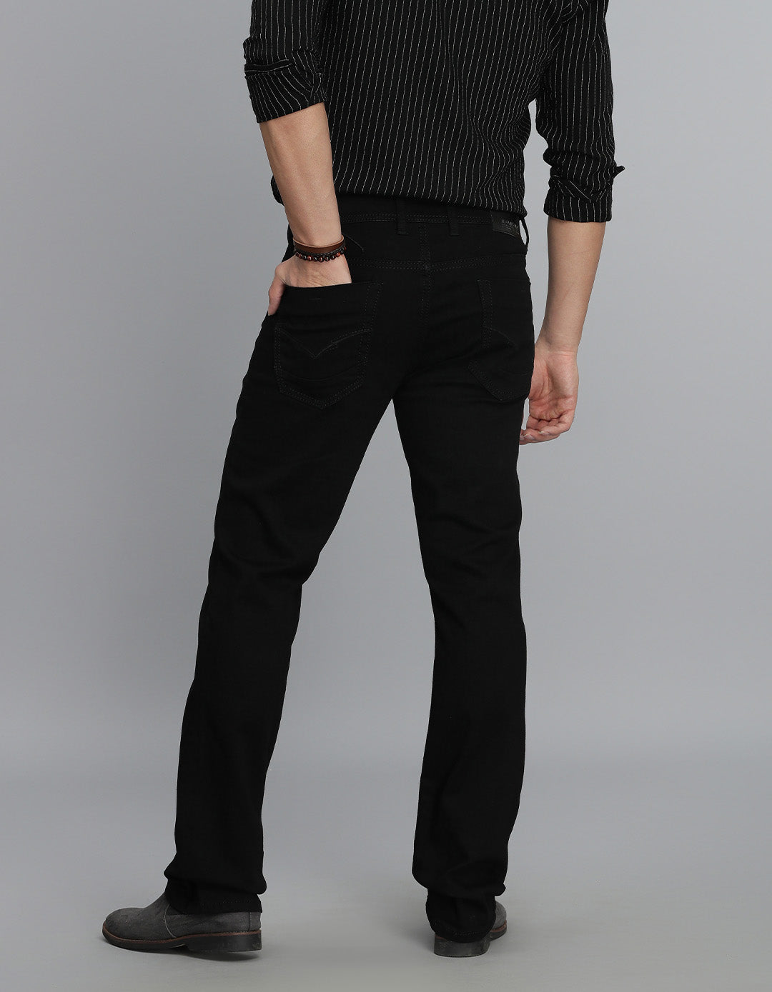 Black 5 Pocket Mid Rise Loose Boot Leg Jeans