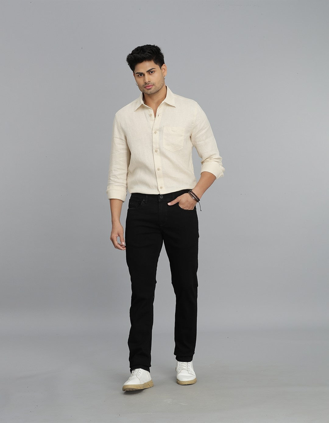 Black 5 Pocket Mid-Rise Slim Straight Fit Jeans