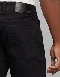 Black 5 Pocket Midrise, Comfort And Straight Fit Stretch Jeans