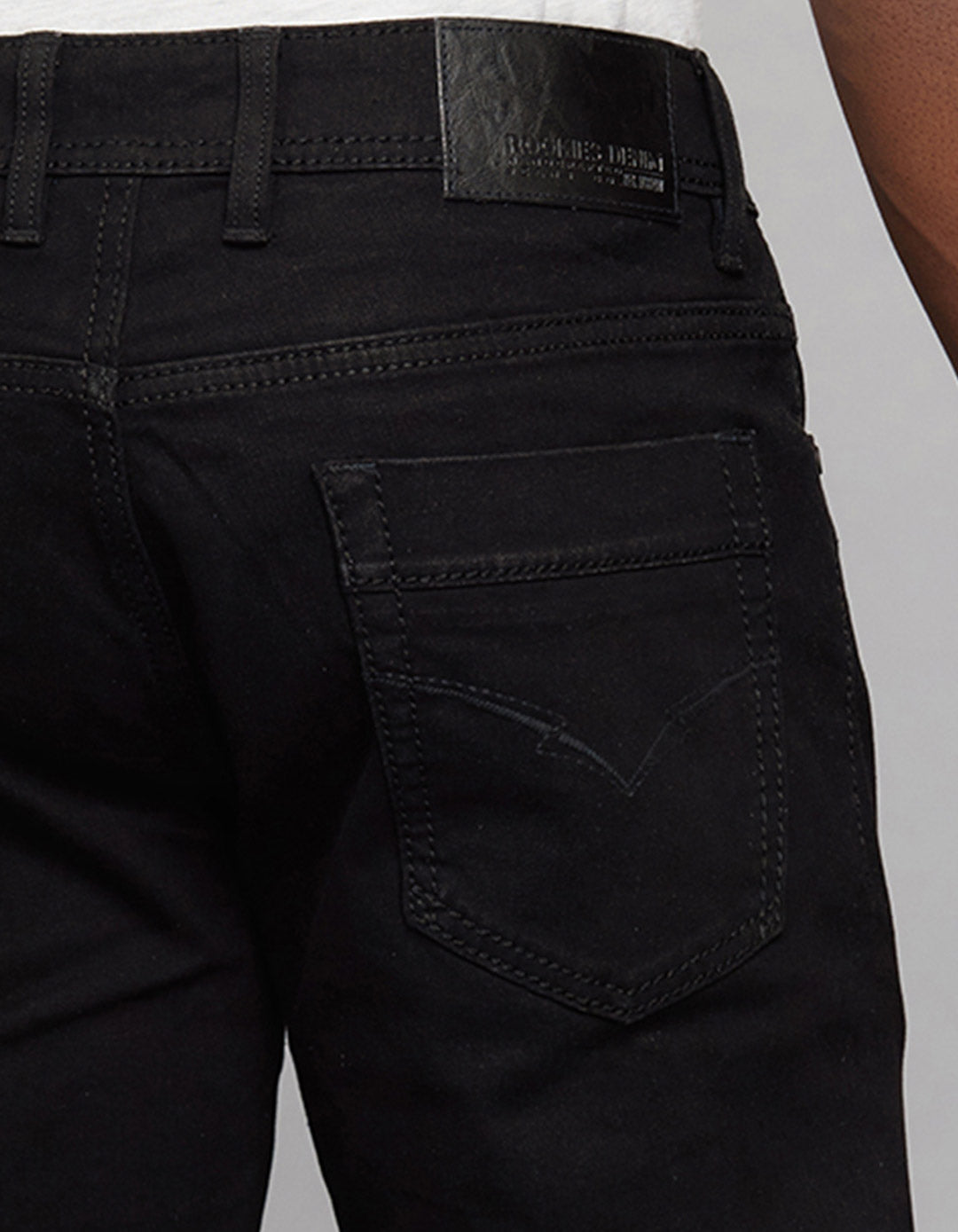 Black 5 Pocket Mid Rise Loose Boot Leg Stretch Jeans