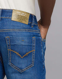 Medium Blue 5 Pocket Midrise, Comfort And Straight Fit Stretch Jeans