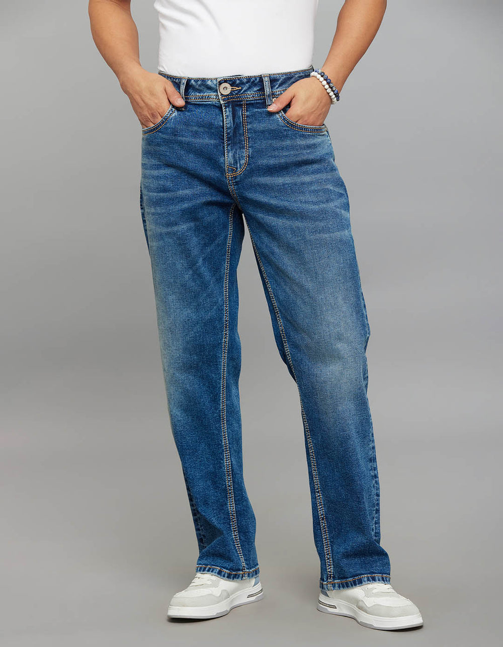 Medium Blue 5 Pocket Midrise, Comfort And Straight Crop Length Stretch Jeans
