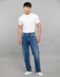 Medium Blue 5 Pocket Midrise, Comfort And Straight Crop Length Stretch Jeans