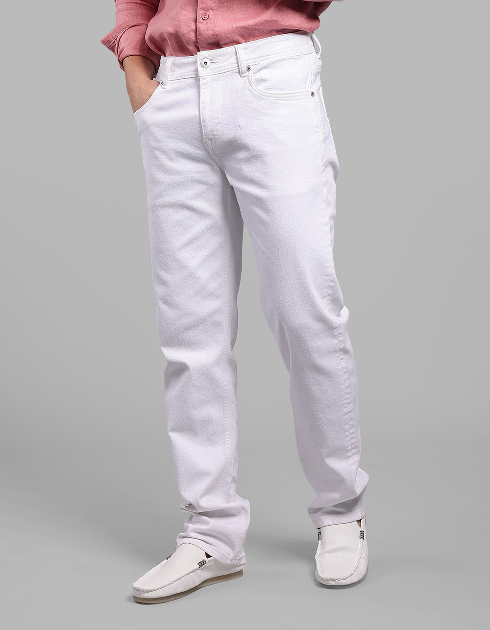 White 5 Pocket Midrise, Comfort And Straight Fit Stretch Jeans