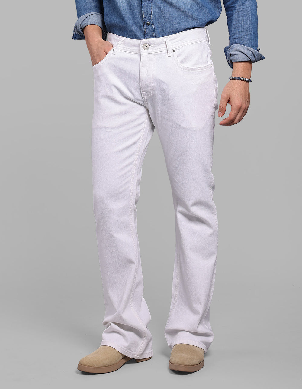 White 5 Pocket Mid Rise Cropped Length Loose Boot Leg Stretch Jeans