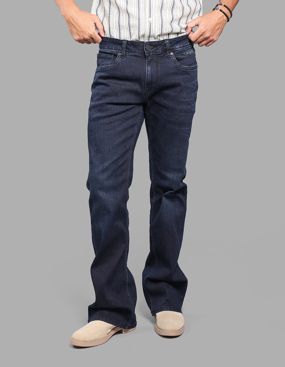 DK BLUE 5 Pocket Mid Rise Loose Boot Leg Stretch Jeans