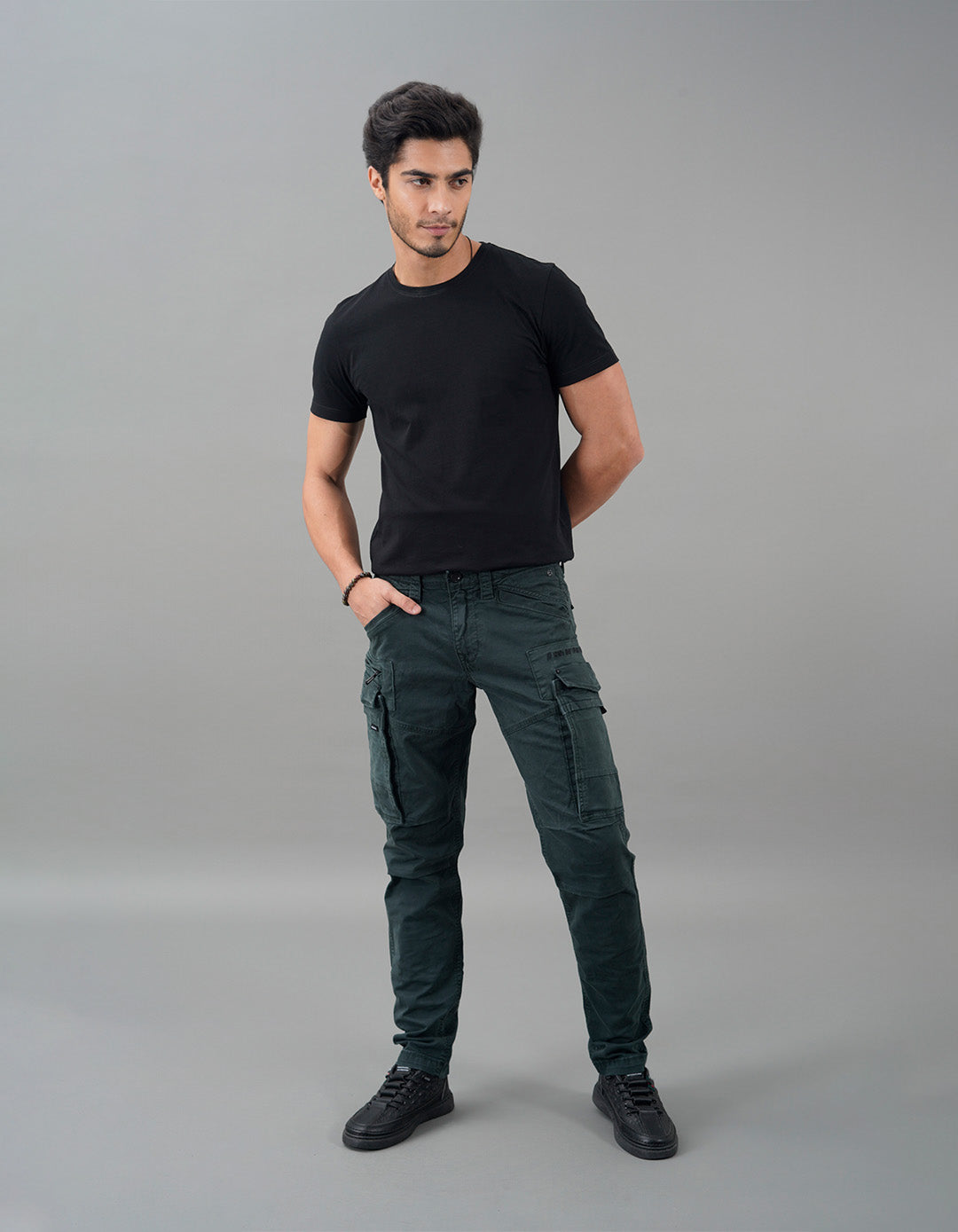 Bottle Green Regular Fit Cargo Pant