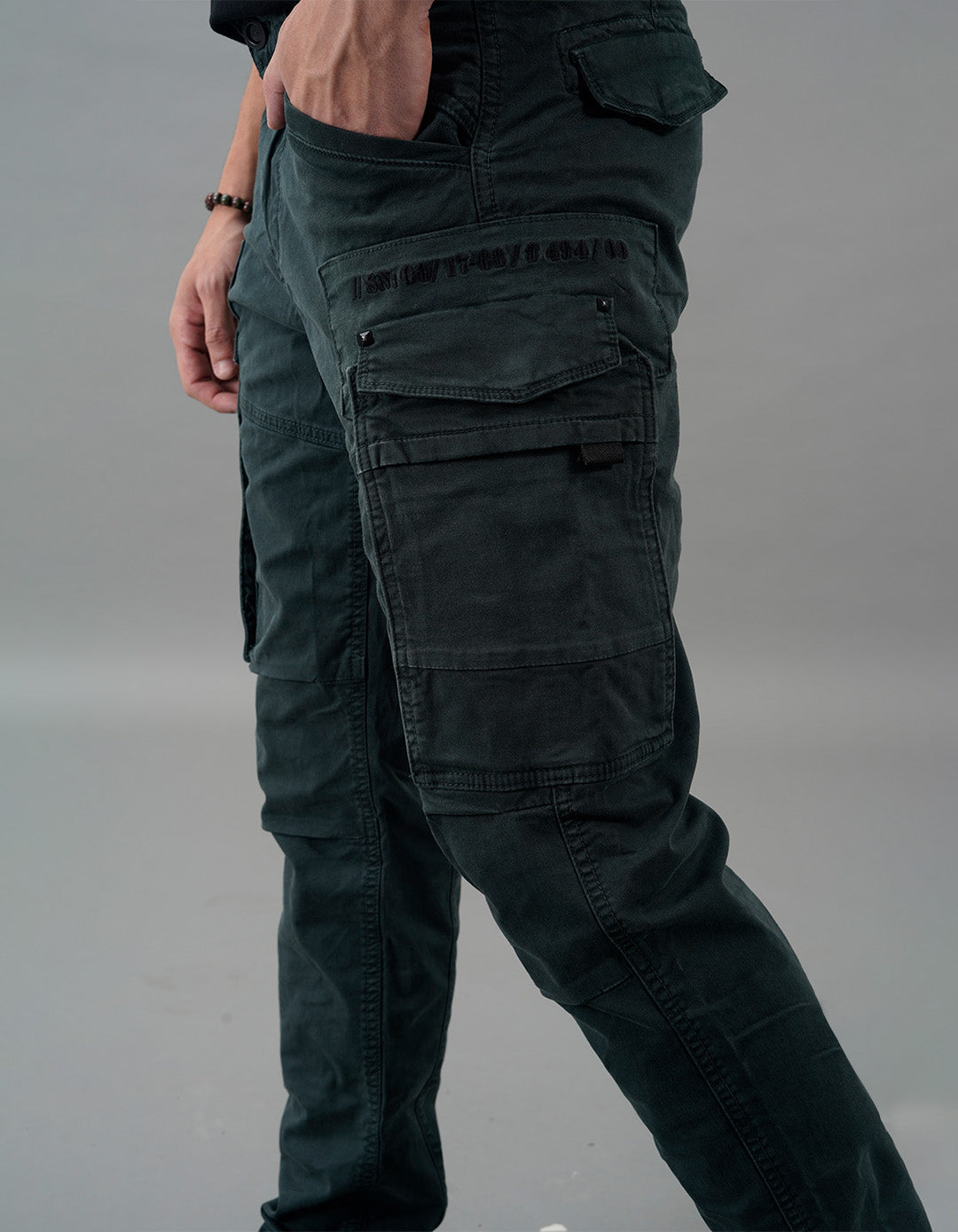 Bottle Green Regular Fit Cargo Pant