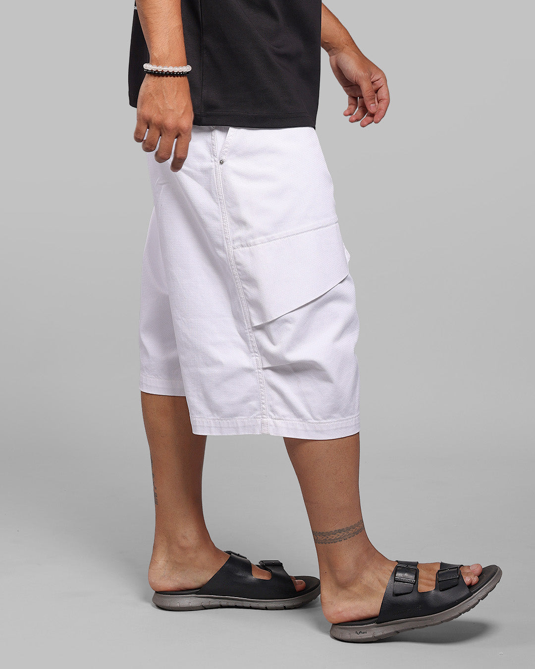 White 6 Pockets Stretch Loose Fit Jorts