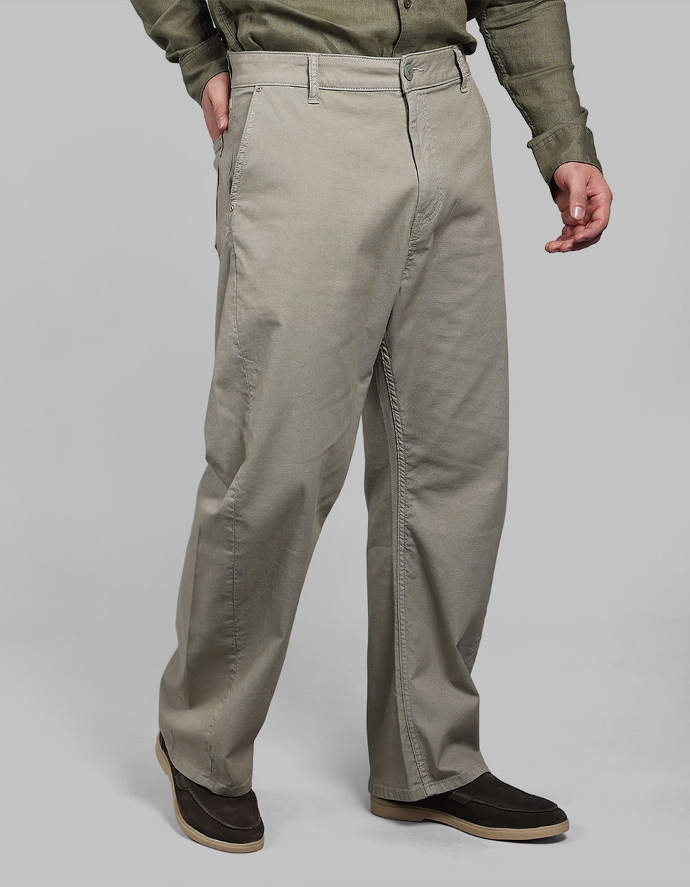 Lt Olive Loose Arc Fit Cotton Stretch Chinos