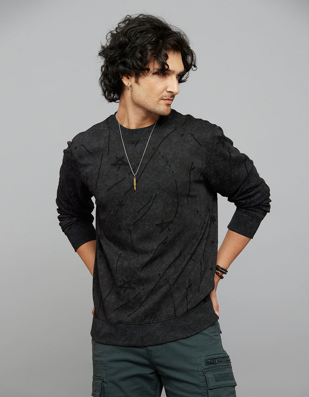 Black Round Neck Full Sleeves Sweat Shirt