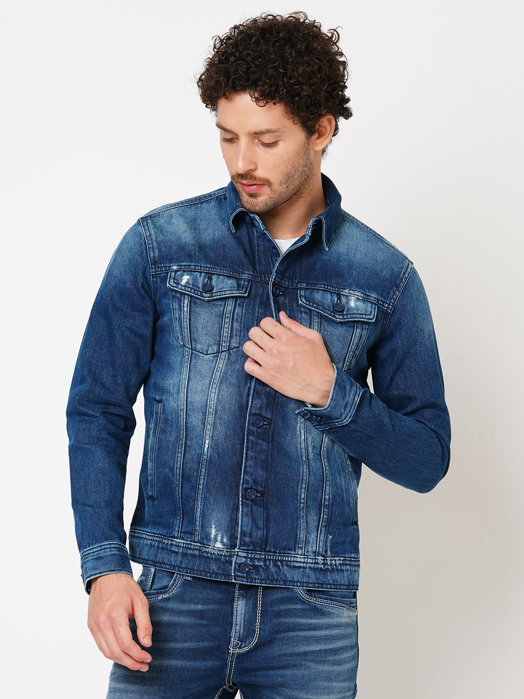 Med Blue Full Sleeve Denim Jacket (Denim Regular)