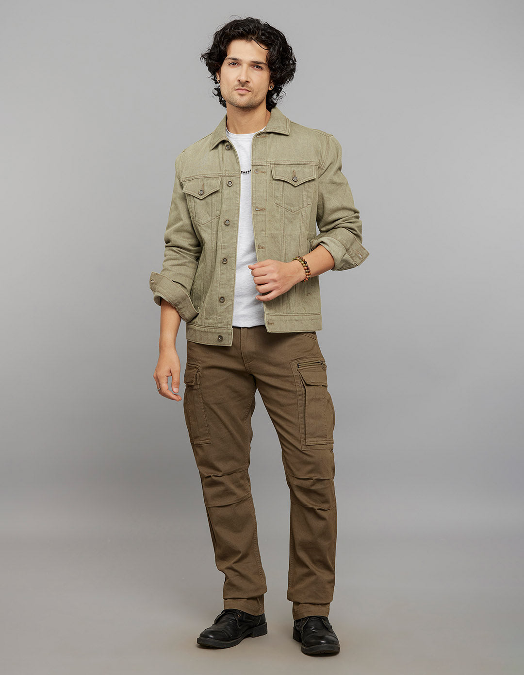 Arny Art Button Front Closure Classic Flap Pocket Denim Jacket