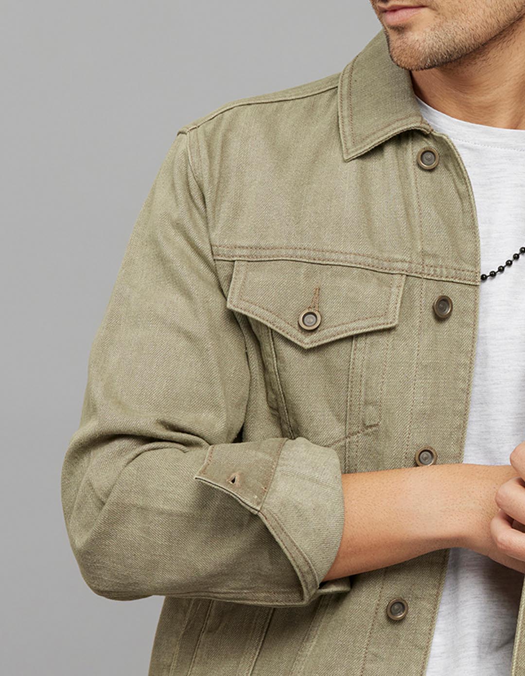 Arny Art Button Front Closure Classic Flap Pocket Denim Jacket