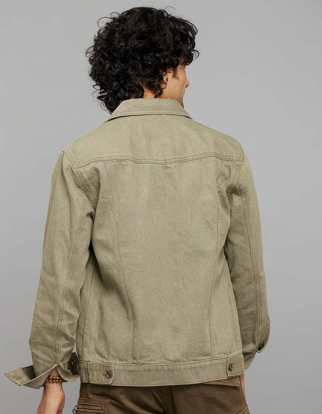 Arny Art Button Front Closure Classic Flap Pocket Denim Jacket