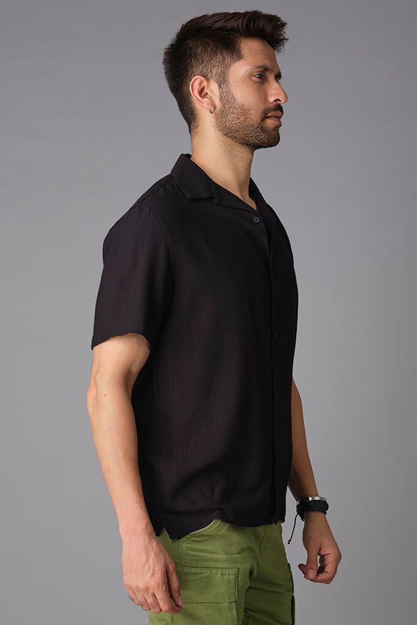 Black Half Sleeve Linen Shirt (Decapario H/Slv Fit)