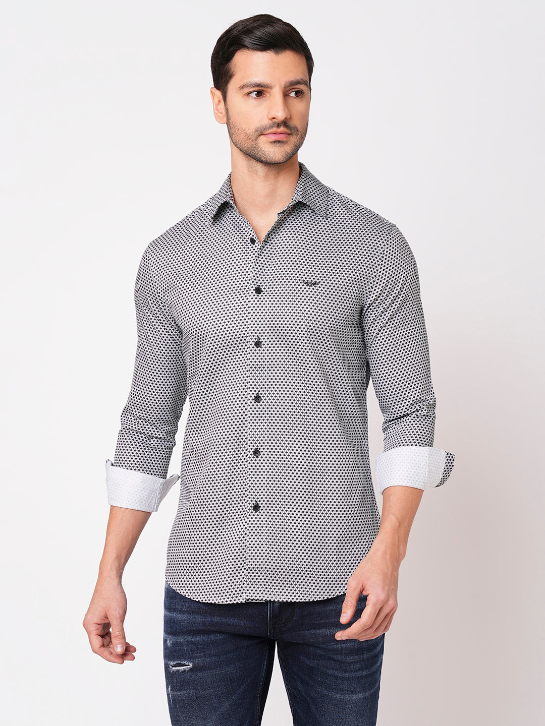 Black White Full Sleeve Printed Shirt (Leo F/Slv Fit)