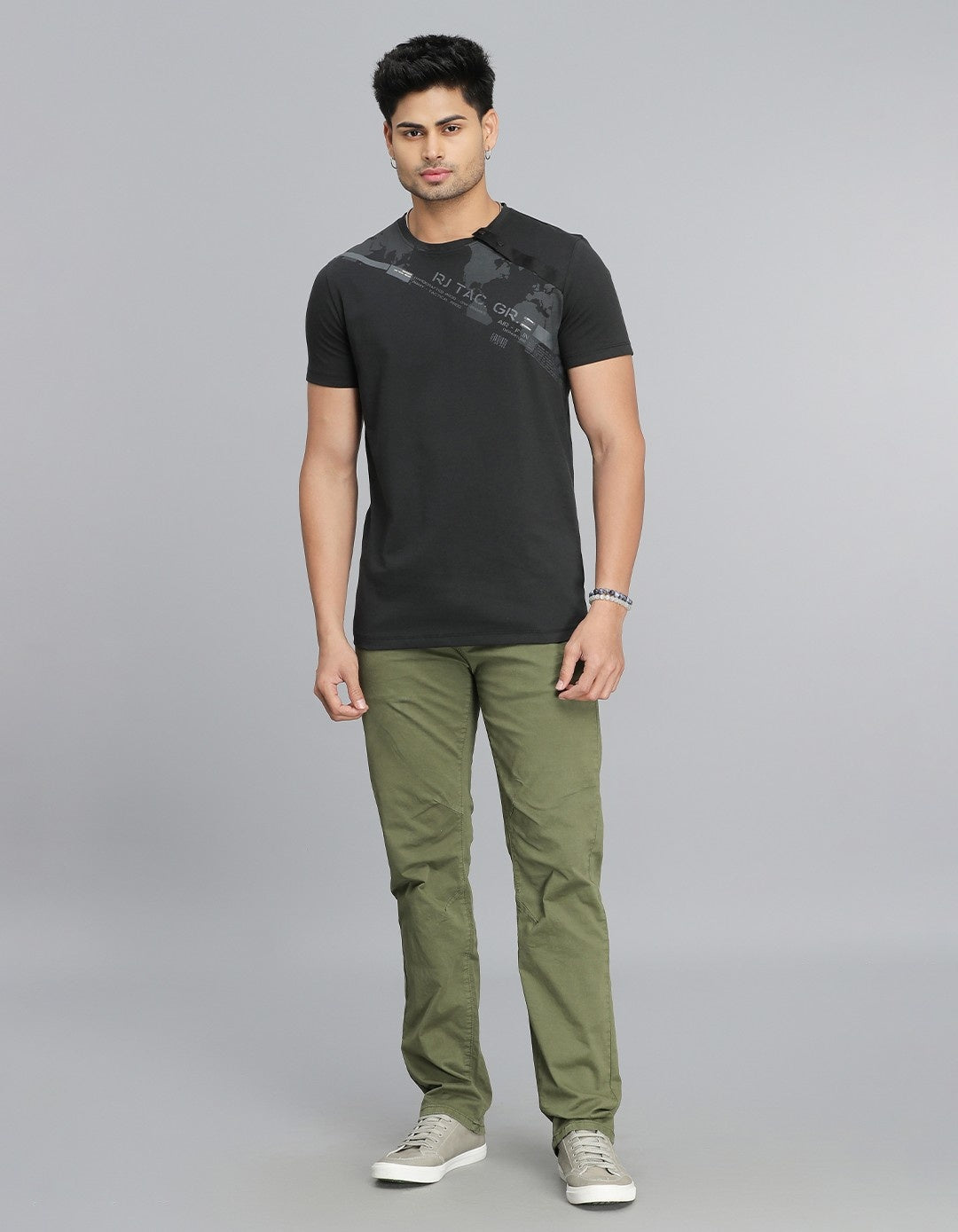 Black Half Sleeves Round Neck Tee
