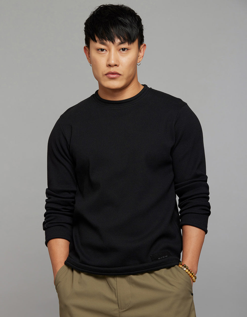 Black Round Neck Full Sleeves Sweat Shirt