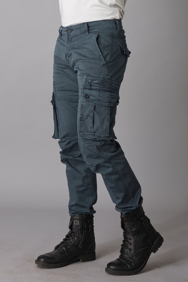Ripped Design 6 Pockets Cargo Pants in Black – Turbo Brands Factory