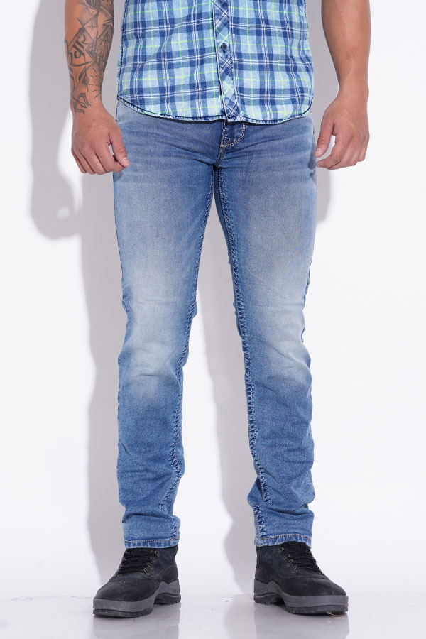 MED BLUE 5 POCKET MIDRISE REGULAR AND STREIGHT FIT JEANS