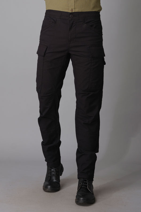 BLACK CARGO PANT (TAPERED FIT)