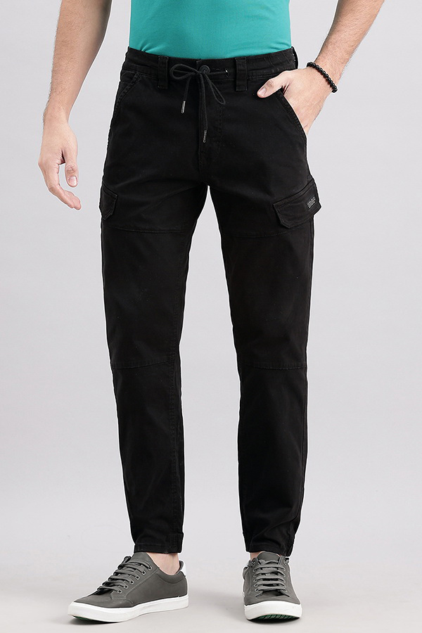BLACK SLIM FIT CARGO PANT (TAPERED FIT)